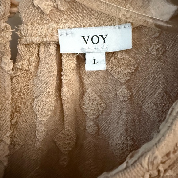 Women's Tan Textured Top - Picture 2 of 5